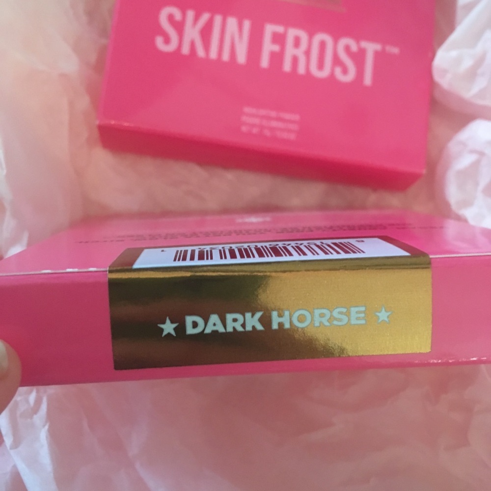 Jeffree Star Skin Frost in Dark Horse